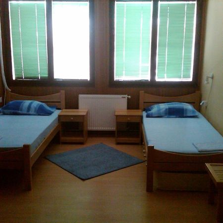 Hostel Av Palanka Kültér fotó